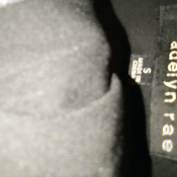 Black woman's dress - Picture 3 of 3